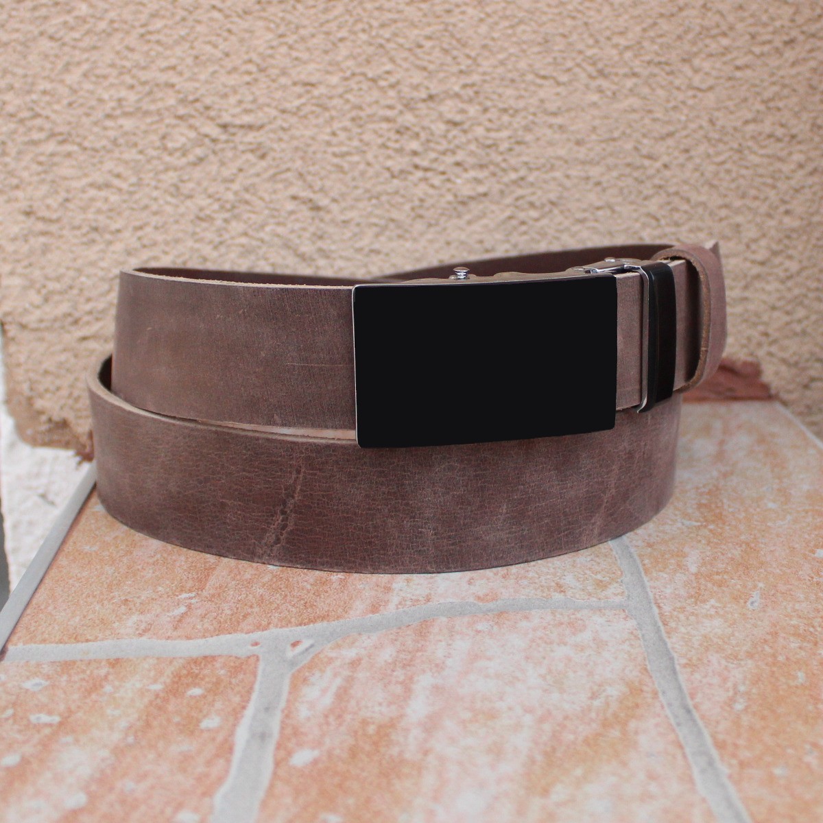 автоматичен кожен колан ретро автоматичен кожен колан ретро - отпред