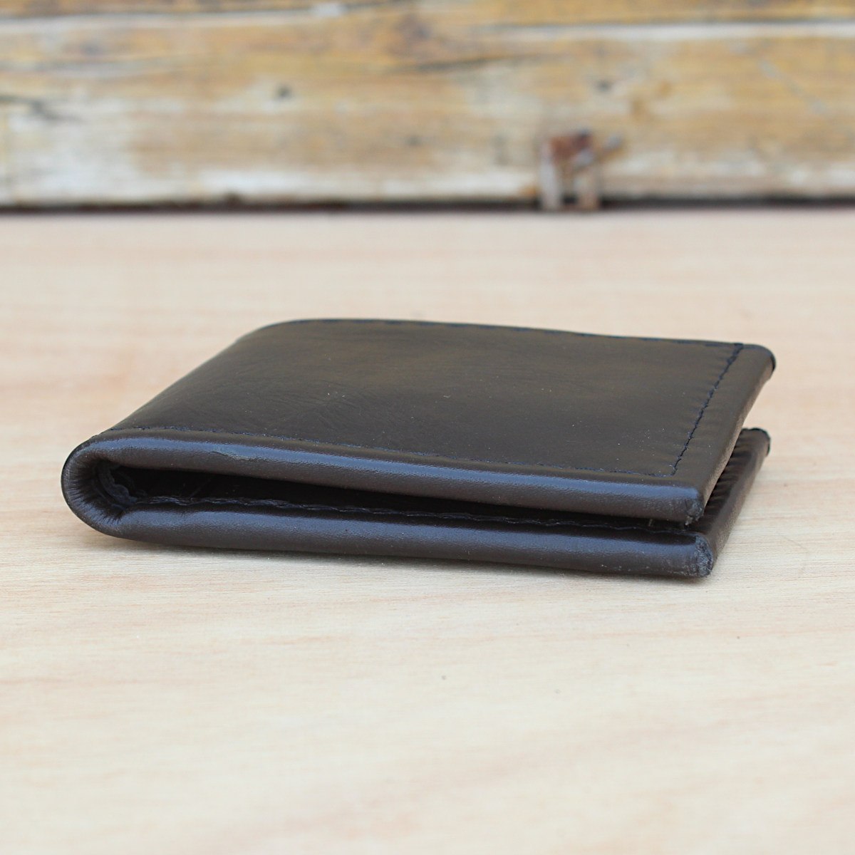 Ръчно Изработен Кожен Портфейл с Гравиране Ръчно Изработен Кожен Портфейл с Гравиране 4